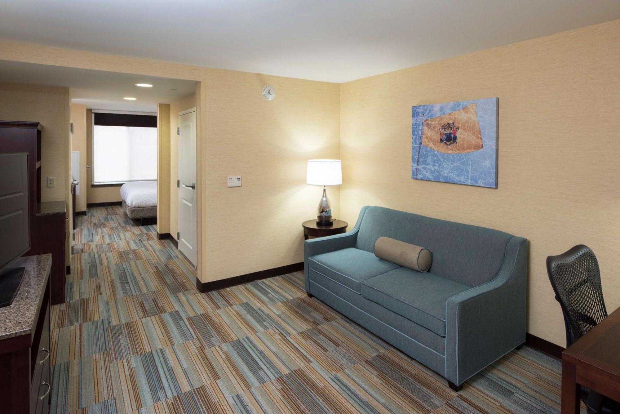 Hilton Garden Inn Mount Holly/Westampton Exterior photo